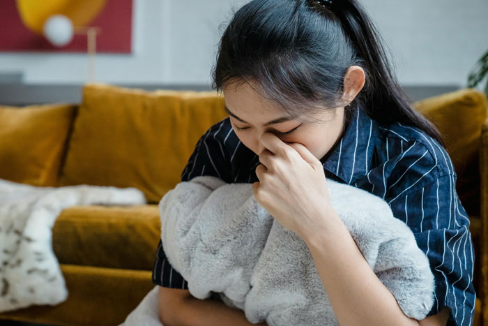 Woman Thinks BF And Bestie Have A Cute “Sibling Bond,” Accidentally Discovers She’s The Third Wheel Woman Thinks BF And Bestie Have A Cute “Sibling Bond,” Accidentally Discovers She’s The Third Wheel