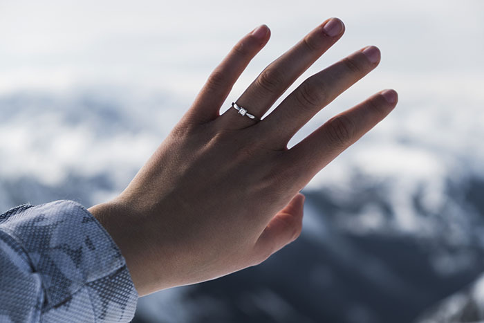 GF Finds Engagement Ring In BF’s Sock Drawer, Goes Ballistic After Seeing Another Woman Wearing It