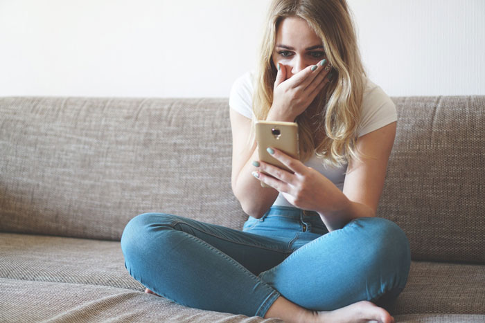 Woman Cheats On GF And Calls Her A Doll For Being “Too Feminine,” Gets Served Cold Revenge