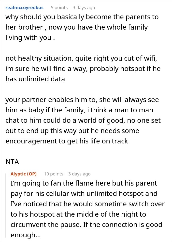 Guy Gives GF An Ultimatum After Getting Fed Up With Her Freeloading Brother, Who Refuses To Be An Actual Adult