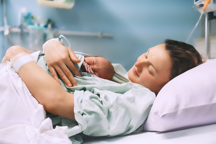Self-Centered BIL Insults Couple’s Baby, Livid They Won’t Let Relatives See The Newborn Immediately