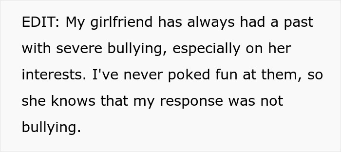 People Shred This Person To Pieces For Belittling GF For Her Interests, Their Defense Is Terrible