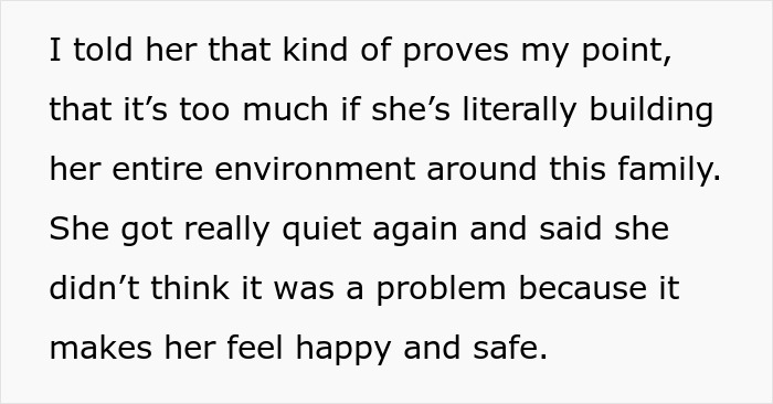 People Shred This Person To Pieces For Belittling GF For Her Interests, Their Defense Is Terrible