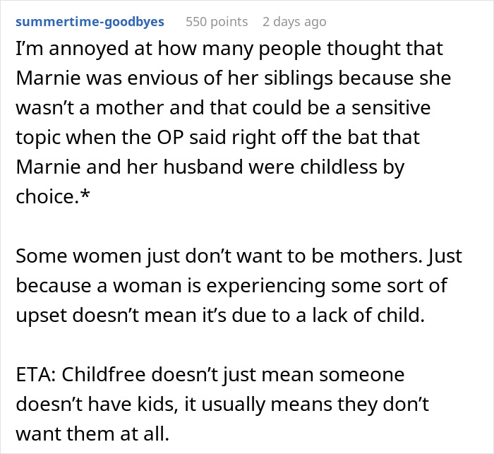 Childfree Daughter Wants Mom To Treat Her Dogs Like Grandkids, Unleashes A Family Jealousy Feud Childfree Daughter Wants Mom To Treat Her Dogs Like Grandkids, Unleashes A Family Jealousy Feud