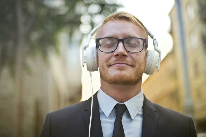 15 Easy Mood Boosters Backed by Science for an Instant Emotional Lift 15 Easy Mood Boosters Backed by Science for an Instant Emotional Lift