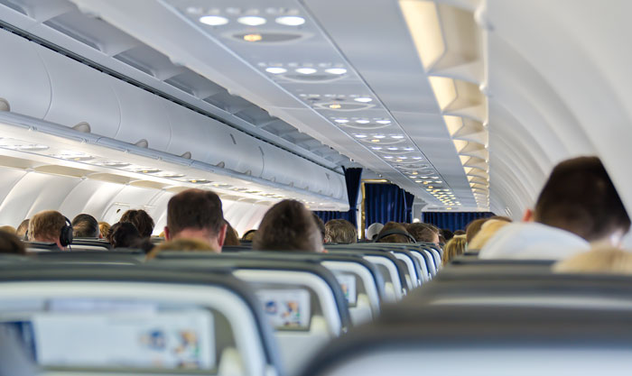 Passenger&rsquo;s Bare-Foot Behavior Leaves Pregnant Woman Shocked: &ldquo;I Saw Something That I Have Never Seen Before&rdquo;