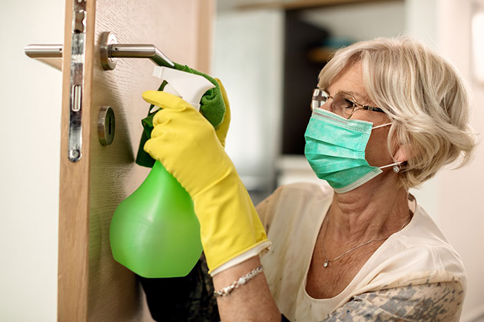 Kids Tired Of Mom’s Endless Cleaning Criticism, Secretly Hire Pros To Call Out Her Behavior Kids Tired Of Mom’s Endless Cleaning Criticism, Secretly Hire Pros To Call Out Her Behavior