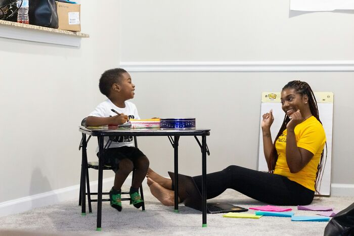 Parenting Expert Shares 25 Everyday Behaviors That Can Affect Children More Than Adults Realize Parenting Expert Shares 25 Everyday Behaviors That Can Affect Children More Than Adults Realize