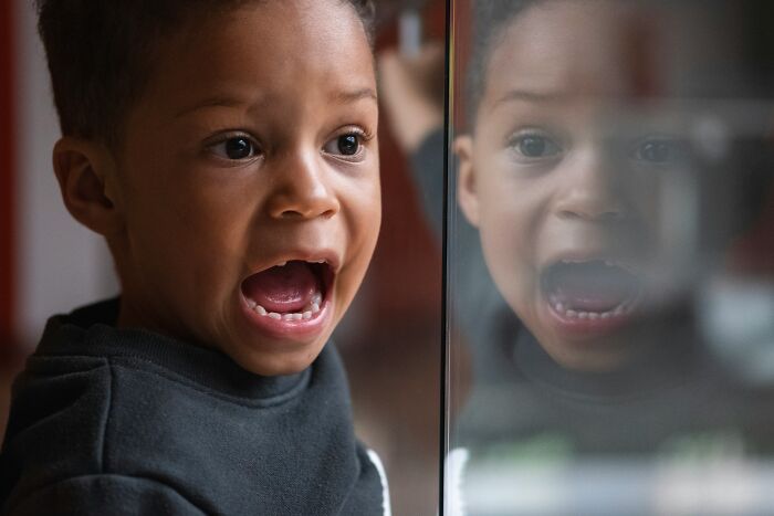 Parenting Expert Shares 25 Everyday Behaviors That Can Affect Children More Than Adults Realize Parenting Expert Shares 25 Everyday Behaviors That Can Affect Children More Than Adults Realize