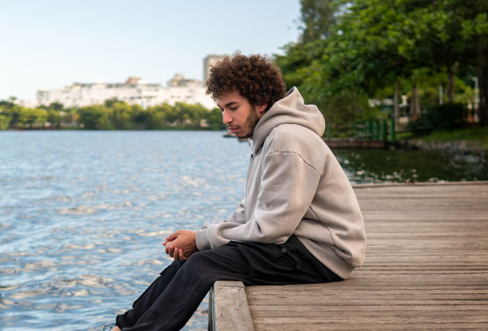 Guy Grows Up Invisible Next To Disabled Sis, Neglectful Parents Shocked He Walks Away For Good