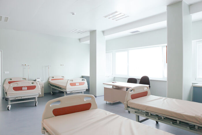 35 Raw, Honest And Even Horrifying Stories From People Who Spent Time In A Psychiatric Facility 35 Raw, Honest And Even Horrifying Stories From People Who Spent Time In A Psychiatric Facility