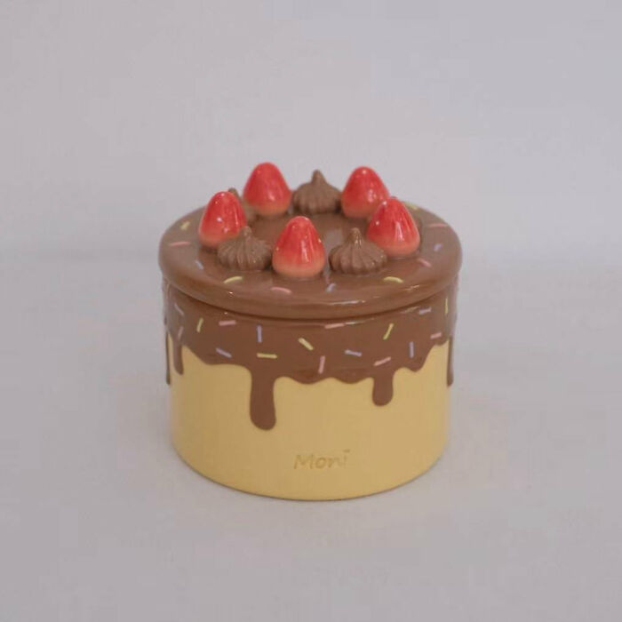 20 Tiny Handmade Ceramics By Kiln Solo That Feel Like Little Cute Worlds Of Their Own