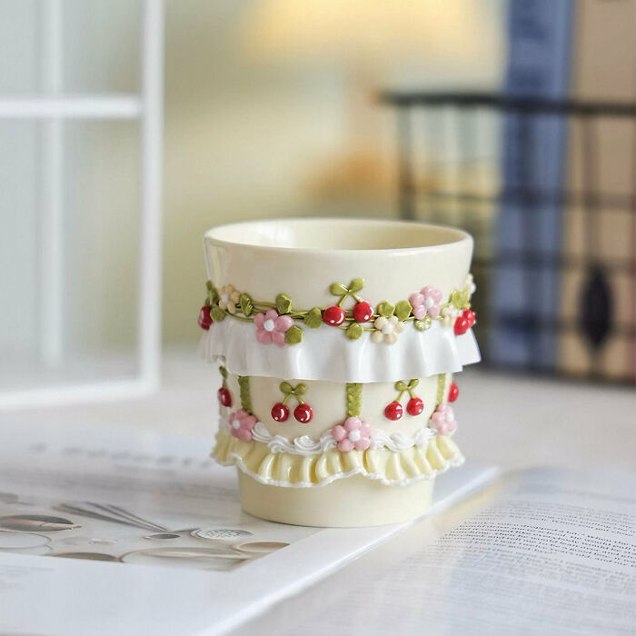 20 Tiny Handmade Ceramics By Kiln Solo That Feel Like Little Cute Worlds Of Their Own