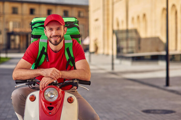 41 Pizza Delivery Drivers Share The Worst Customer Stories That Immediately Got Them Banned 41 Pizza Delivery Drivers Share The Worst Customer Stories That Immediately Got Them Banned