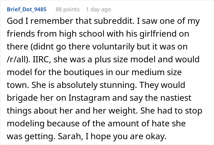 Guy Picks Cyberbullying Over GF, Ends Up Single When He Refuses To Give Up His Body-Shaming Hobby Guy Picks Cyberbullying Over GF, Ends Up Single When He Refuses To Give Up His Body-Shaming Hobby