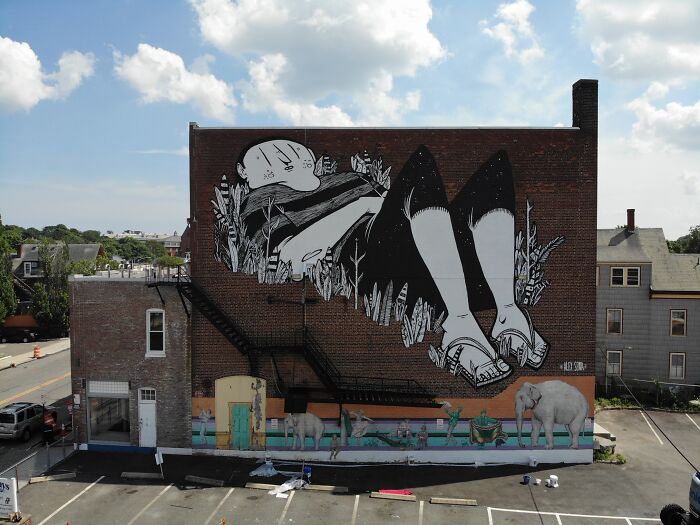 43 Black-And-White Murals By Alex Senna That Turn City Walls Into Stories 43 Black-And-White Murals By Alex Senna That Turn City Walls Into Stories