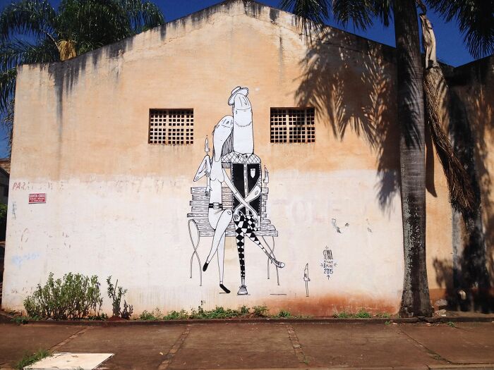 43 Black-And-White Murals By Alex Senna That Turn City Walls Into Stories 43 Black-And-White Murals By Alex Senna That Turn City Walls Into Stories