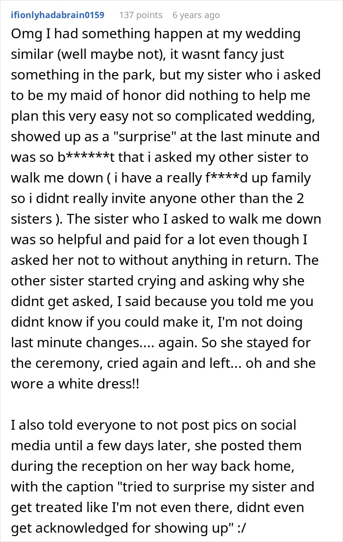 Woman Cries At Sister’s Wedding Out Of Jealousy, Mom Tells Bride To Be “Less Happy” During Event Woman Cries At Sister’s Wedding Out Of Jealousy, Mom Tells Bride To Be “Less Happy” During Event