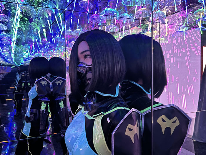 Cosplayer Avoids Ex All Day At Convention, Still Gets Accused Of Seeking Male Attention By His GF Cosplayer Avoids Ex All Day At Convention, Still Gets Accused Of Seeking Male Attention By His GF