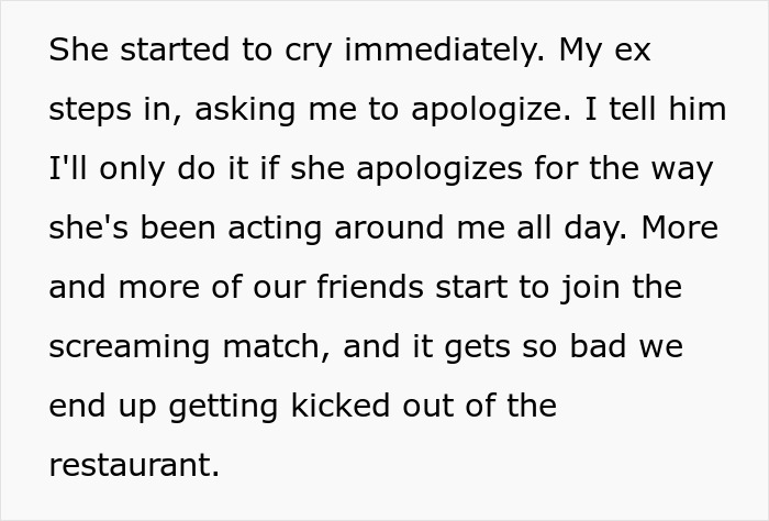 Cosplayer Avoids Ex All Day At Convention, Still Gets Accused Of Seeking Male Attention By His GF Cosplayer Avoids Ex All Day At Convention, Still Gets Accused Of Seeking Male Attention By His GF