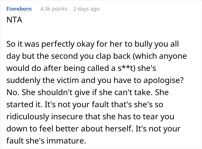 Cosplayer Avoids Ex All Day At Convention, Still Gets Accused Of Seeking Male Attention By His GF Cosplayer Avoids Ex All Day At Convention, Still Gets Accused Of Seeking Male Attention By His GF