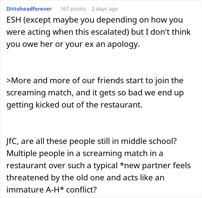 Cosplayer Avoids Ex All Day At Convention, Still Gets Accused Of Seeking Male Attention By His GF Cosplayer Avoids Ex All Day At Convention, Still Gets Accused Of Seeking Male Attention By His GF