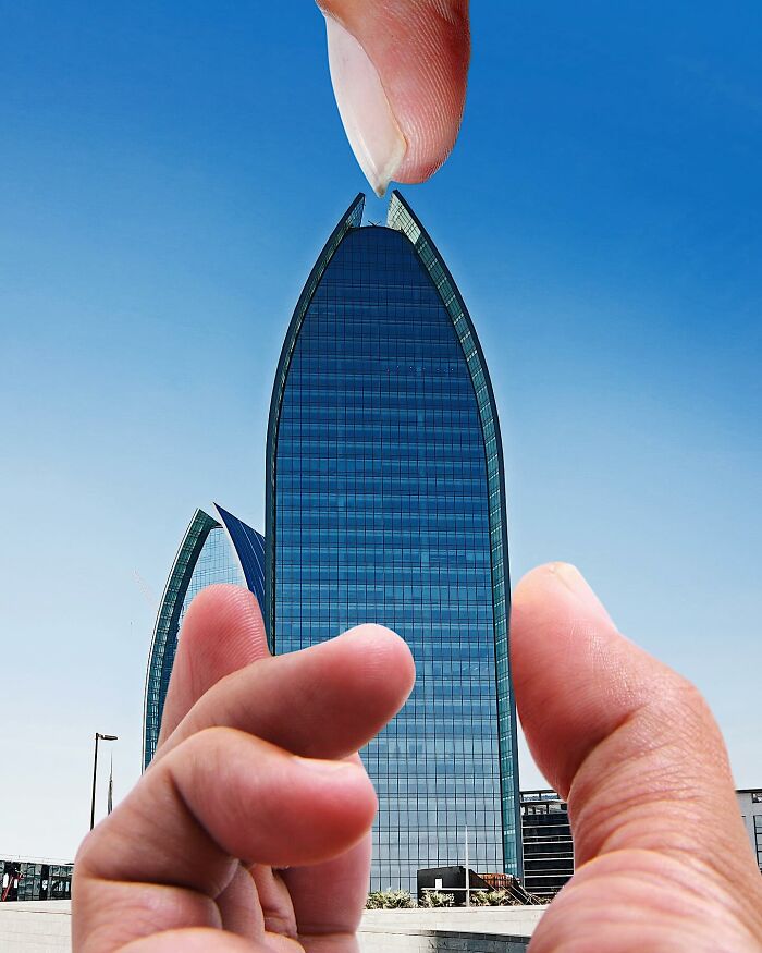 This Photographer Uses Everyday Objects To Turn The World Into Clever Visual Illusions (52 New Pics)