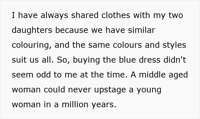 Mom’s Wedding Dress Choice Angers Her Daughter And Splits The Internet: “Extremely Weird” Mom’s Wedding Dress Choice Angers Her Daughter And Splits The Internet: “Extremely Weird”