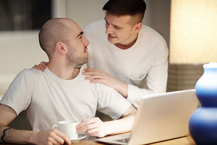 Woman Jealous Of Friend’s Life With His Rich Hubby, In Tears As He Claps Back To Her Nasty Comments Woman Jealous Of Friend’s Life With His Rich Hubby, In Tears As He Claps Back To Her Nasty Comments