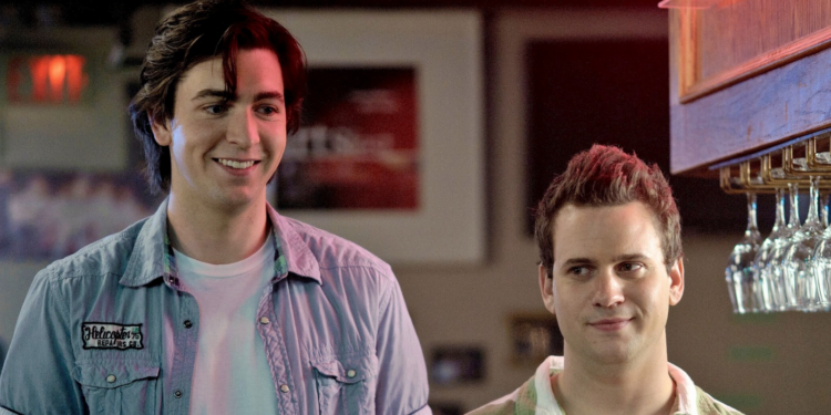 Nicholas Braun in Date and Switch