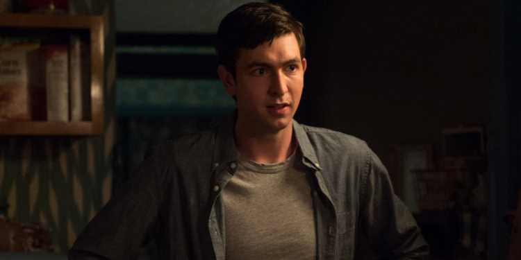 Nicholas Braun in How to Be Single