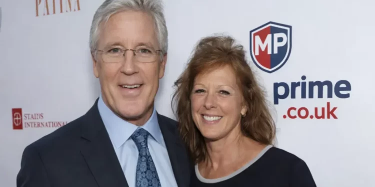 NFL coach Pete Carrol with his wife Glena Goranson