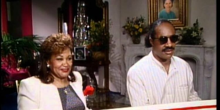 artist Stevie Wonder alongside his mother, Lula Mae Hardaway