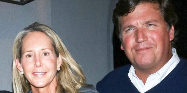 Susan Andrews with her husband Tucker Carlson