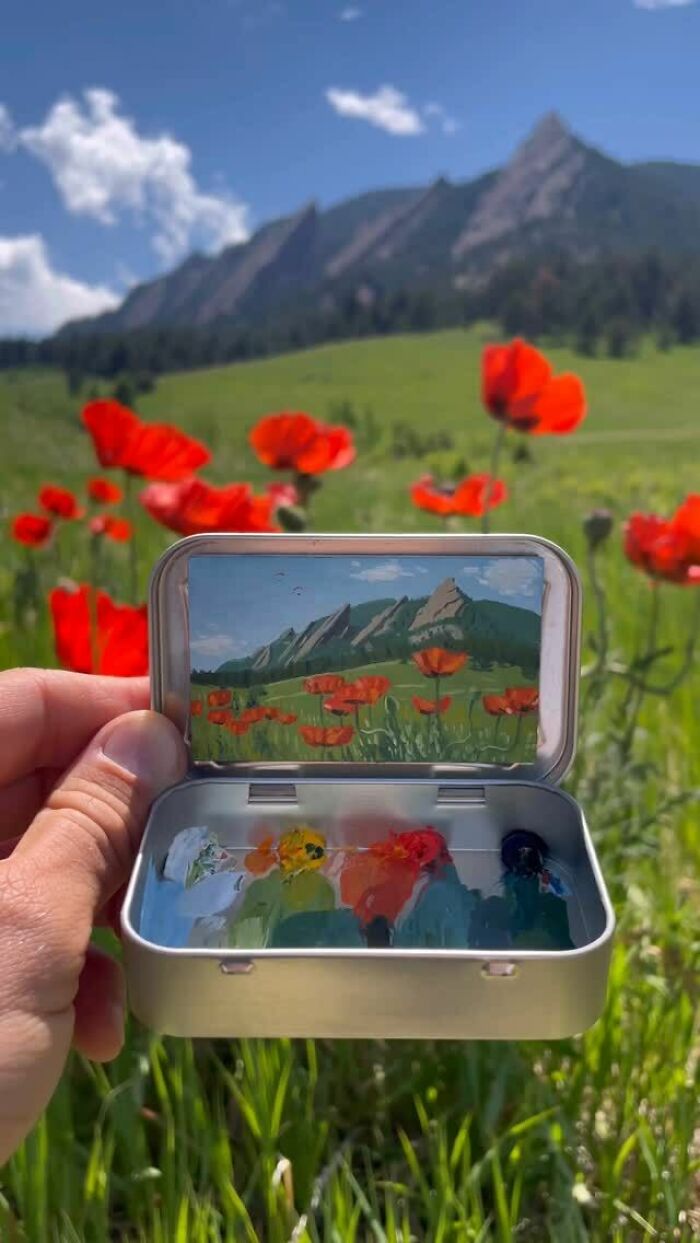 50 Tiny Landscapes And Cityscapes Painted In Altoid Tins By This Artist (New Pics) 50 Tiny Landscapes And Cityscapes Painted In Altoid Tins By This Artist (New Pics)