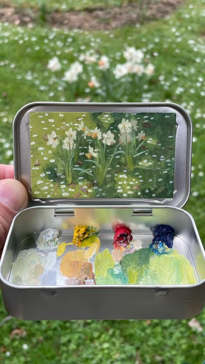 50 Tiny Landscapes And Cityscapes Painted In Altoid Tins By This Artist (New Pics) 50 Tiny Landscapes And Cityscapes Painted In Altoid Tins By This Artist (New Pics)