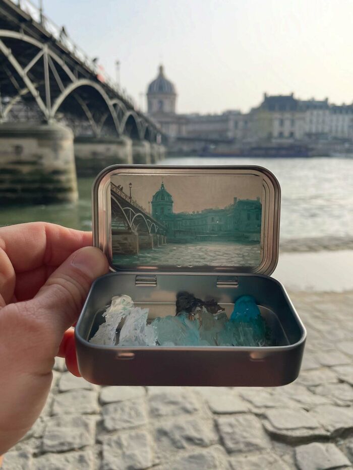 50 Tiny Landscapes And Cityscapes Painted In Altoid Tins By This Artist (New Pics) 50 Tiny Landscapes And Cityscapes Painted In Altoid Tins By This Artist (New Pics)