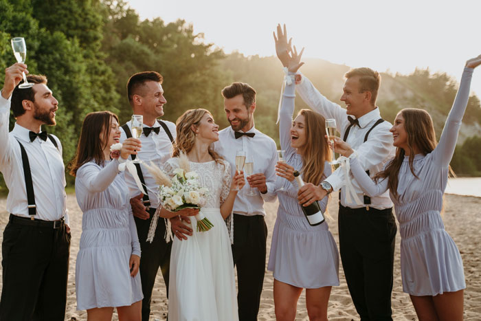 MOH’s Cheater Ex Is Best Man At Friend’s Wedding, She’s Frantic As She Can’t Even Look At Him