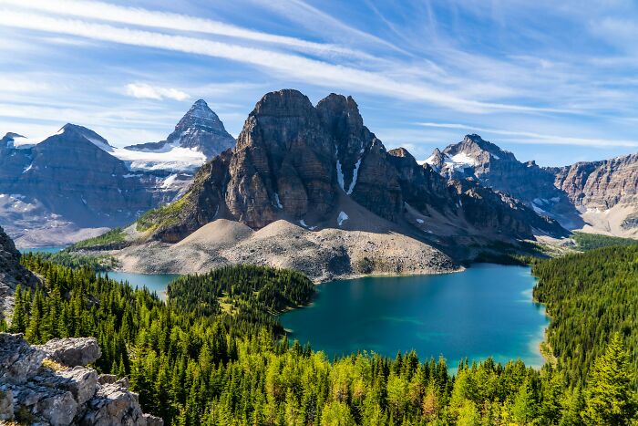 29 Absurd Geography Facts That Sound Like Drunk Trivia Answers But Are Somehow Completely Real