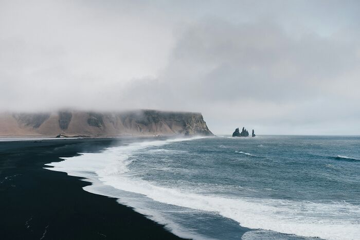 29 Absurd Geography Facts That Sound Like Drunk Trivia Answers But Are Somehow Completely Real