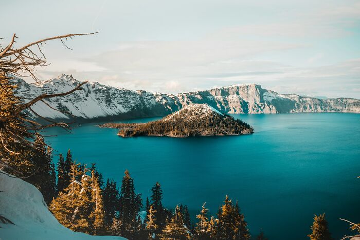 29 Absurd Geography Facts That Sound Like Drunk Trivia Answers But Are Somehow Completely Real