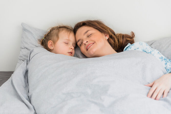 33 Stories That Prove Sometimes The Real Nightmare Starts After You Wake Up