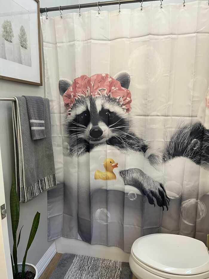 64 Quirky And Hilarious Shower Curtains That Perfectly Show People’s Personalities