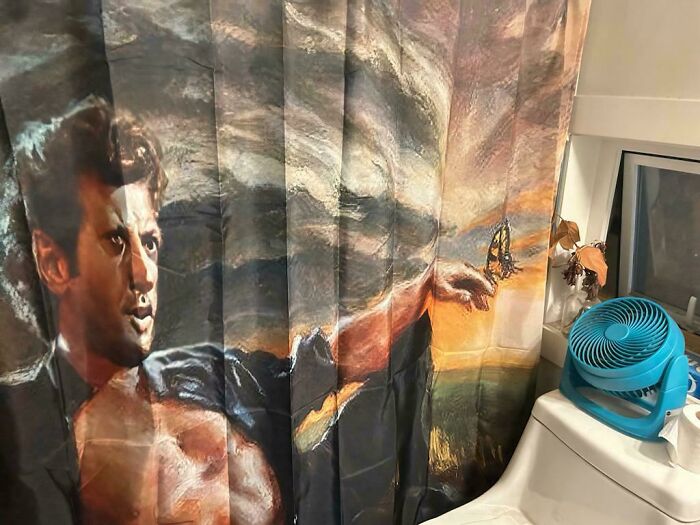 64 Quirky And Hilarious Shower Curtains That Perfectly Show People’s Personalities