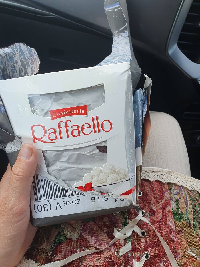 69 Photos That Show The Next-Level Stupidity People Encountered While Using Vinted (New Pics)