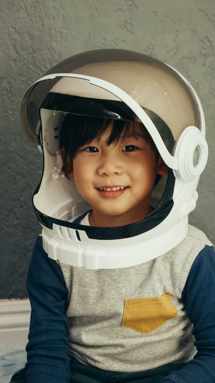 &ldquo;They Have Red Eyes And No Face Or Body&rdquo;: 69 Times Kids Freaked Out Their Parents By Saying Unsettling Things