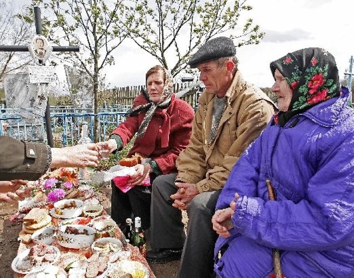 47 Completely Normal Things In Some Countries That Shock Foreigners