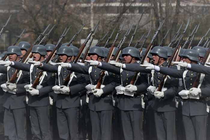 47 Completely Normal Things In Some Countries That Shock Foreigners