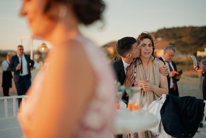 &ldquo;Lifelong Friendship Was Gone In A Few Minutes&rdquo;: 56 Brides Who Caused A Mess At Their Weddings