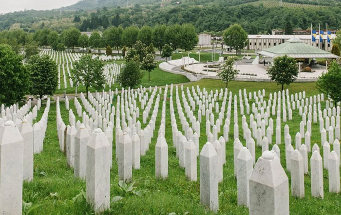 34 People Share The Most Dystopian Photos That Have Ever Been Taken In Their Countries